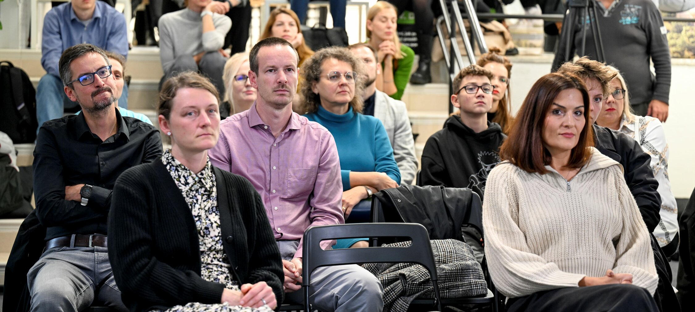 Proč děti nechodí do školy pěšky? Debatovali jsme spolu s hosty z Pěšky městem
