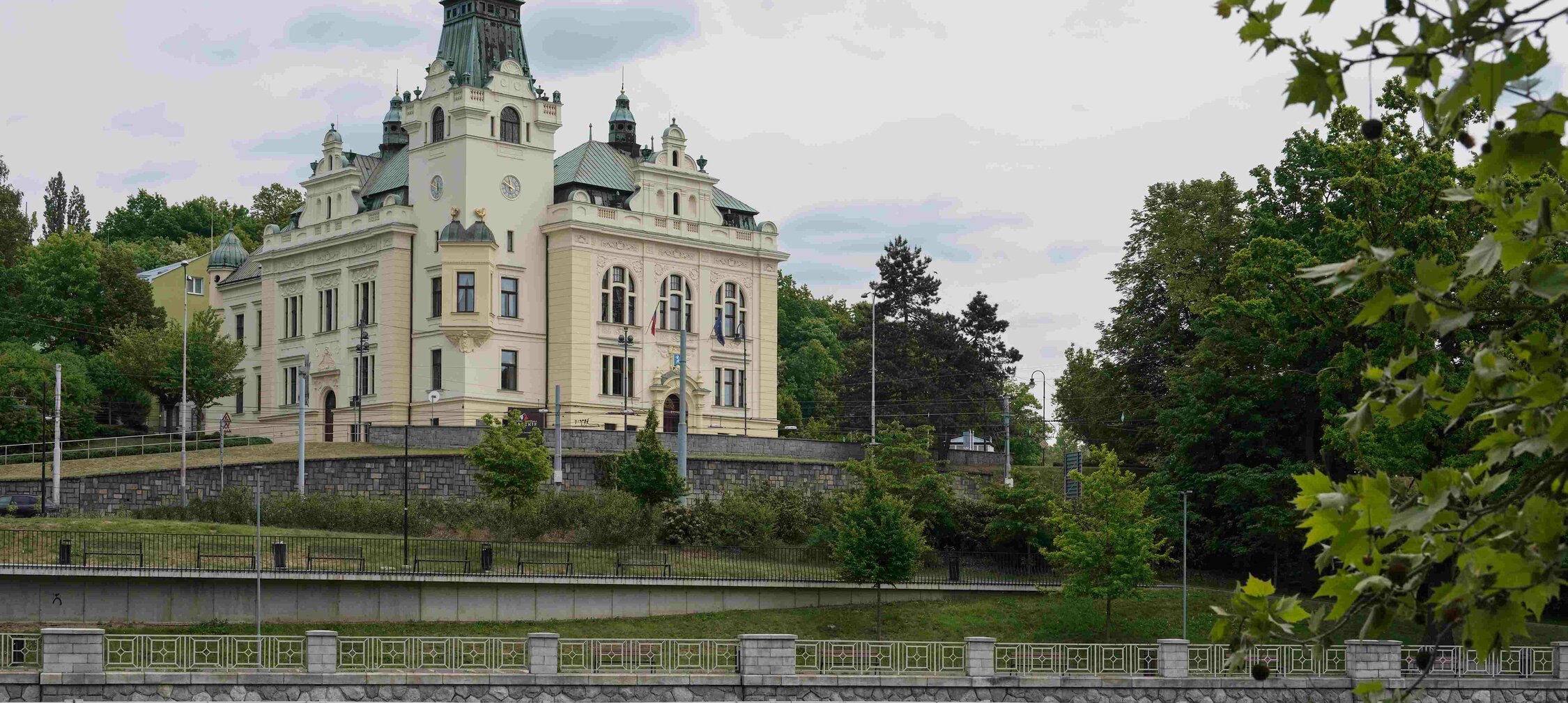 O autorovi přístavby Slezské radnice rozhodne architektonická soutěž