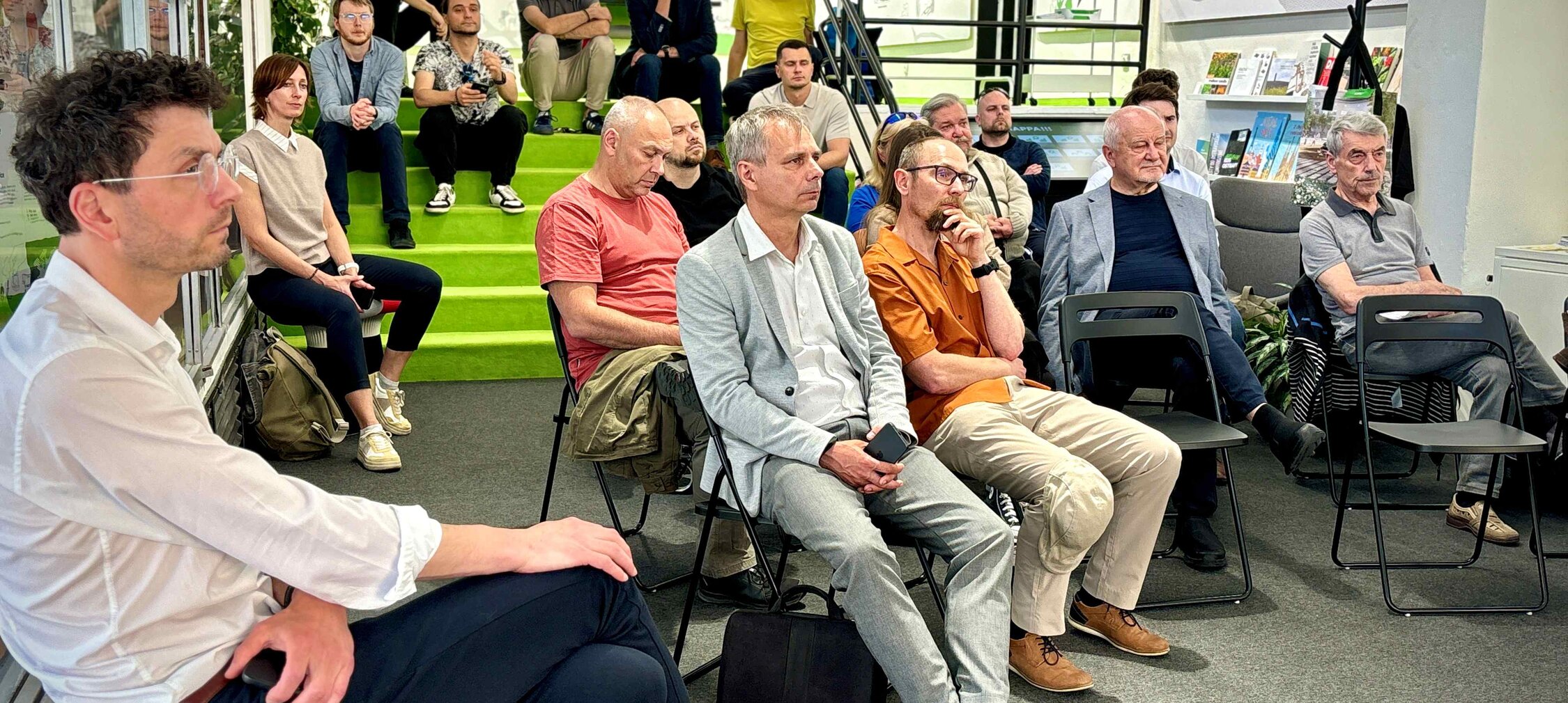 Na druhém setkání z cyklu CO SE RÝSUJE jsme debatovali o dopravě Na druhém setkání z cyklu CO SE RÝSUJE jsme debatovali o dopravě