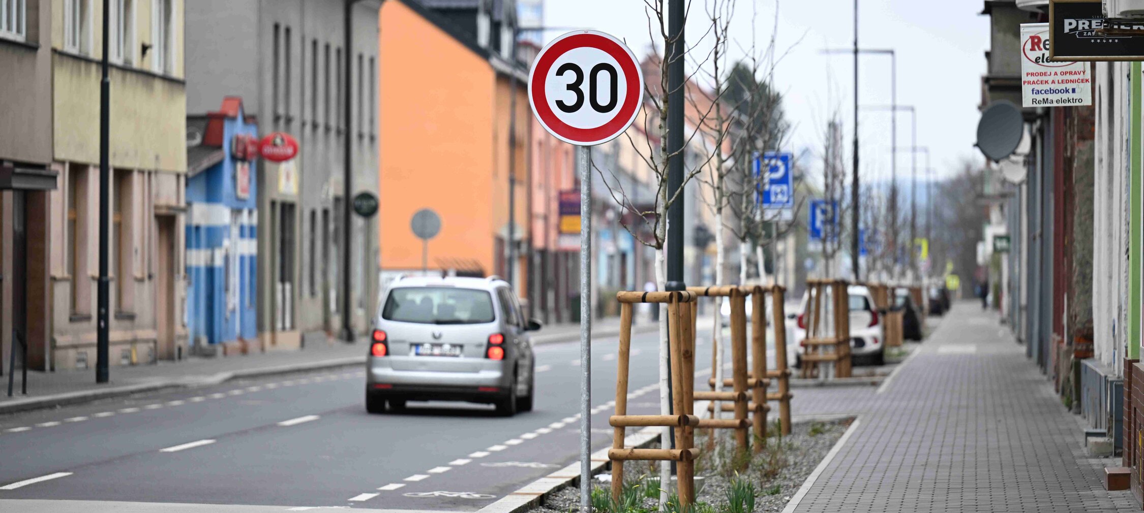 Skončila rekonstrukce Přemyslovců, první modrozelené ulice v Ostravě