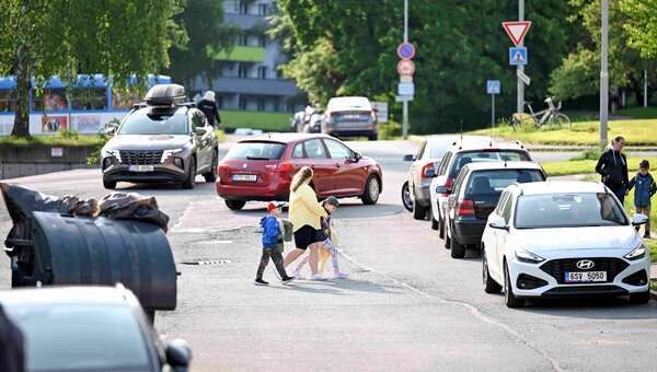 Cesta do školy Šeříková ve Výškovicích bude pro děti bezpečnější